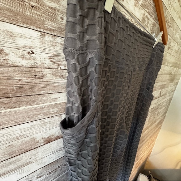 LA + IMAGE XL Misses Honeycomb Textured Gray Women's Workout Leggings EUC - Picture 3 of 8